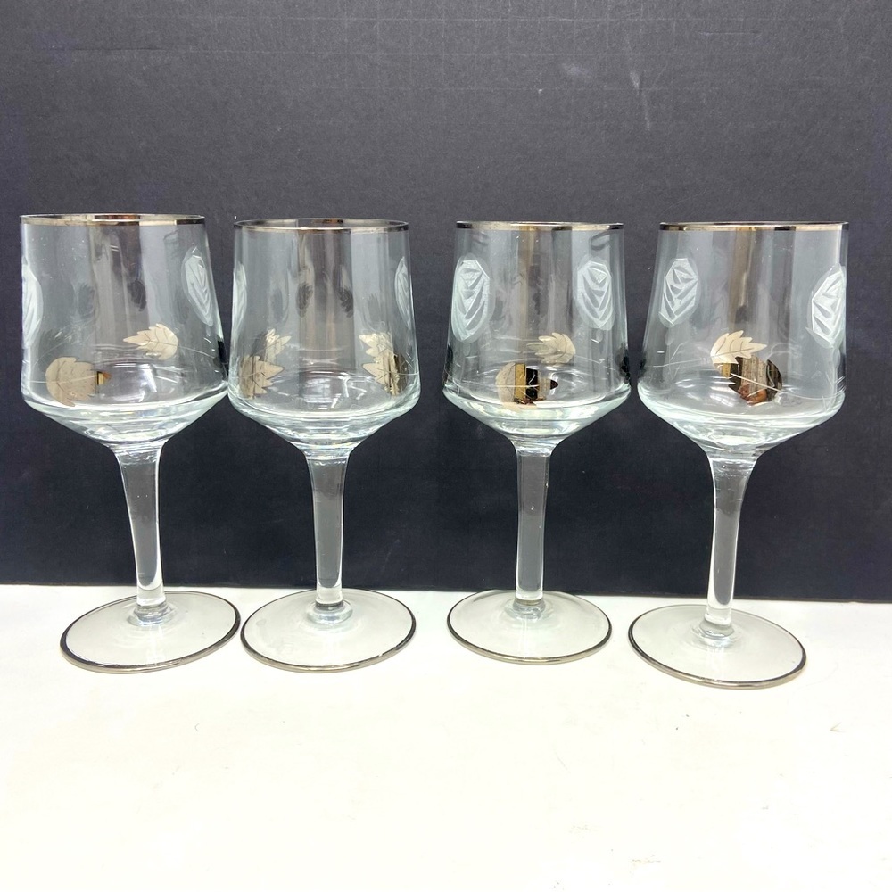 Vintage Silver Leaf Stemmed Liquor Glasses Crystal Set of Four. 6”